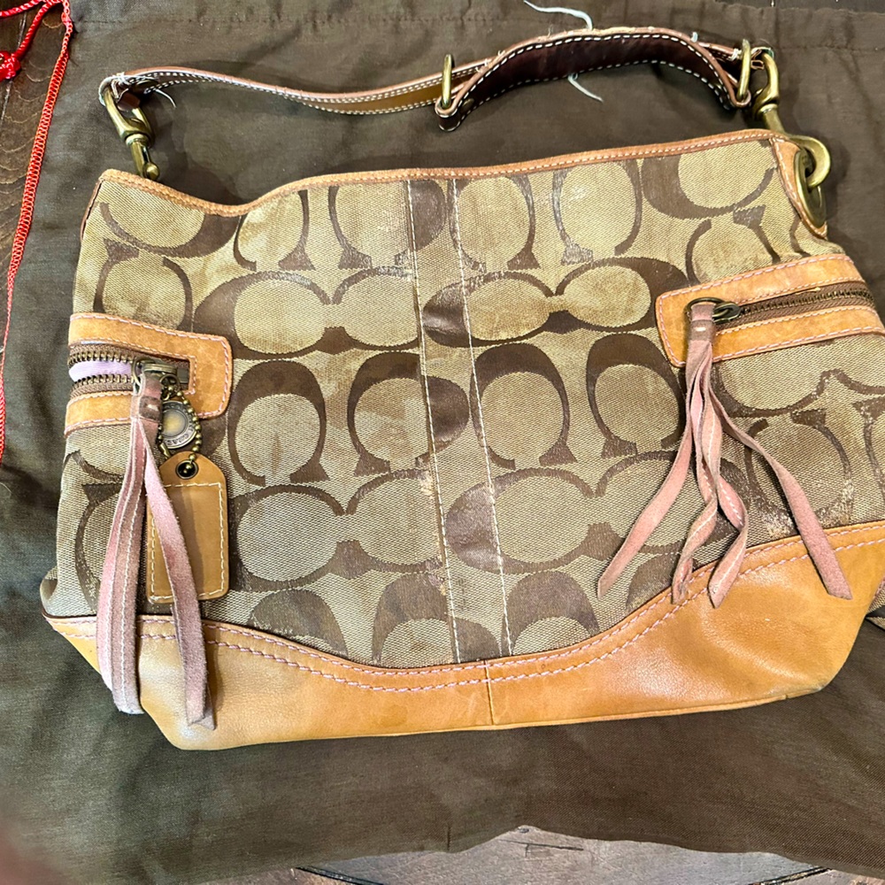 Coach Large C leather purse with matching wallet